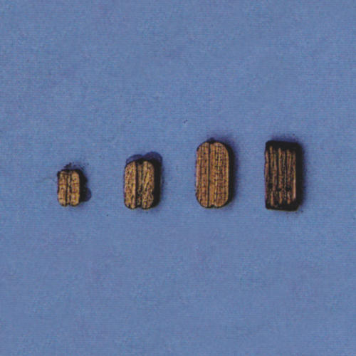 Klick zeigt Details von Block dreischeibig Holz dunkel  5 mm