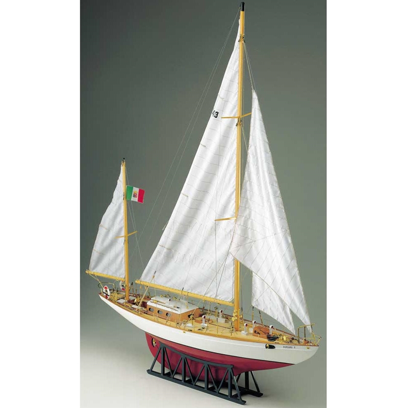 Klick zeigt Details von Modellbausatz Schiffsmodell Hochseeyacht Corsaro II - 20. Jh. - M 1:24