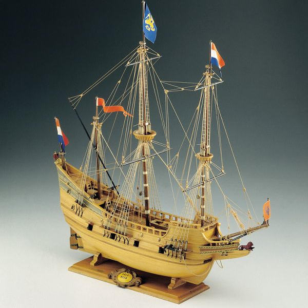 Klick zeigt Details von Modellbausatz Schiffsmodell Half Moon - holländischer Entdecker - 17. Jh. - M 1:50