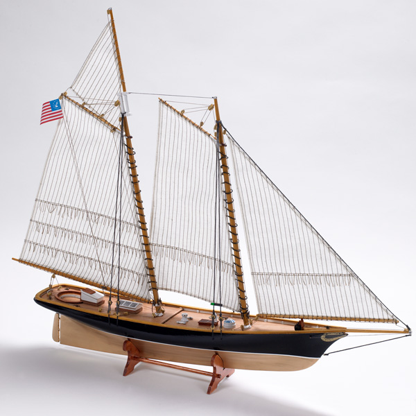 Klick zeigt Details von Baukasten America - M 1:72 (Billing Boats 600 Serie)